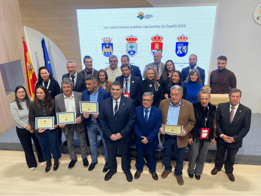 Alpuente, Santa Gadea del Cid, Oseira y Vilanova dos Infantes reciben en FITUR su certificación como nuevos Pueblos más Bonitos de España