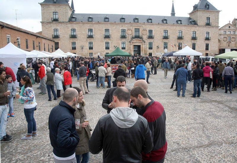 Palacio Ducal y Plaza Mayor