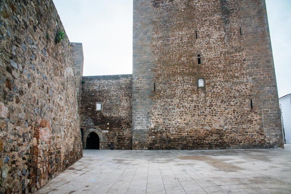 Alcázar y Torre del Homenaje