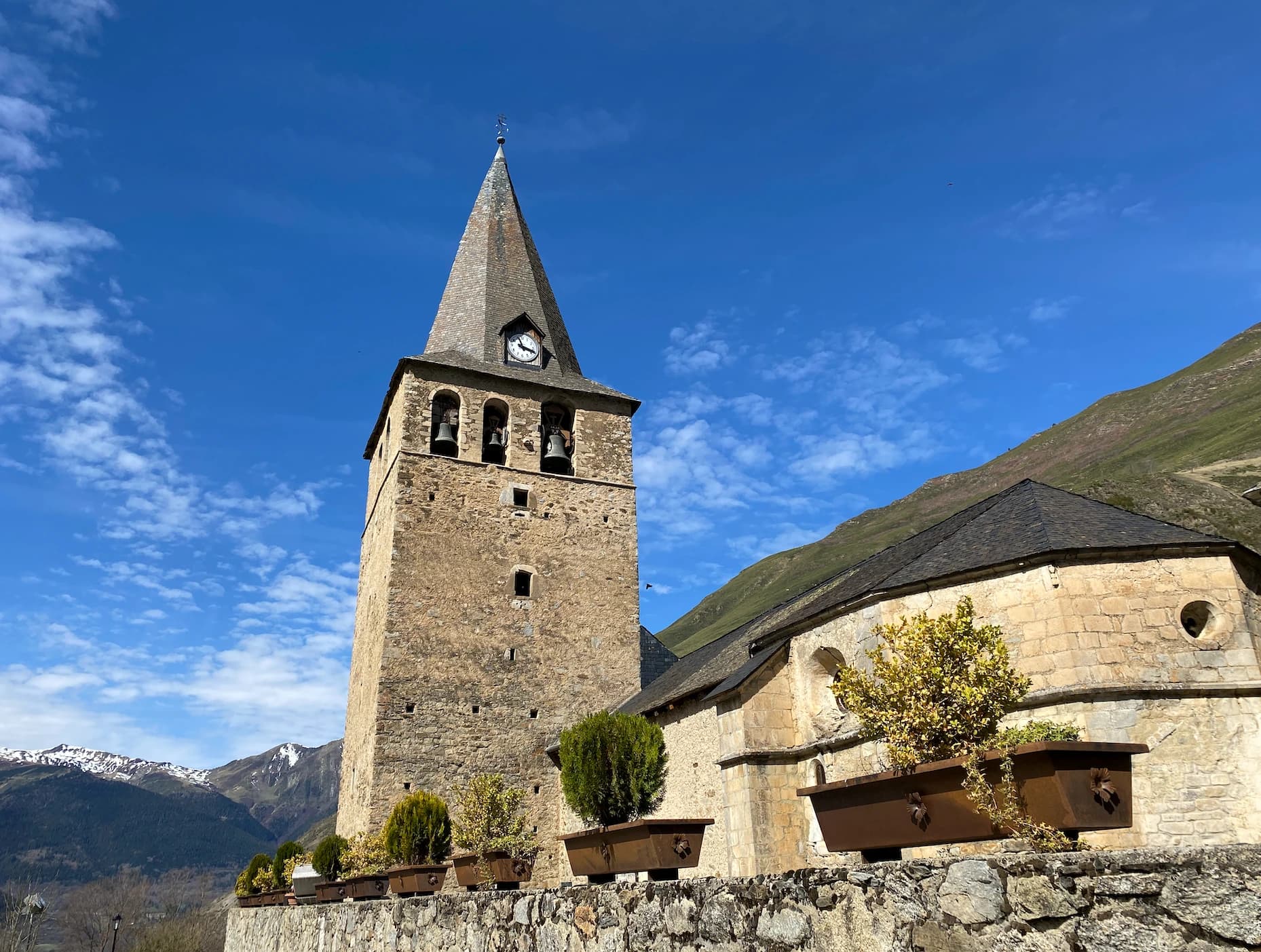 Iglesia Sant Julià de Garòs
