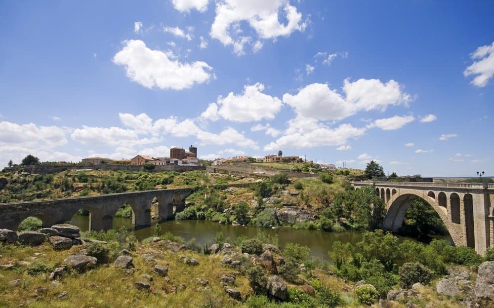 Ledesma, testigo de grandes personajes