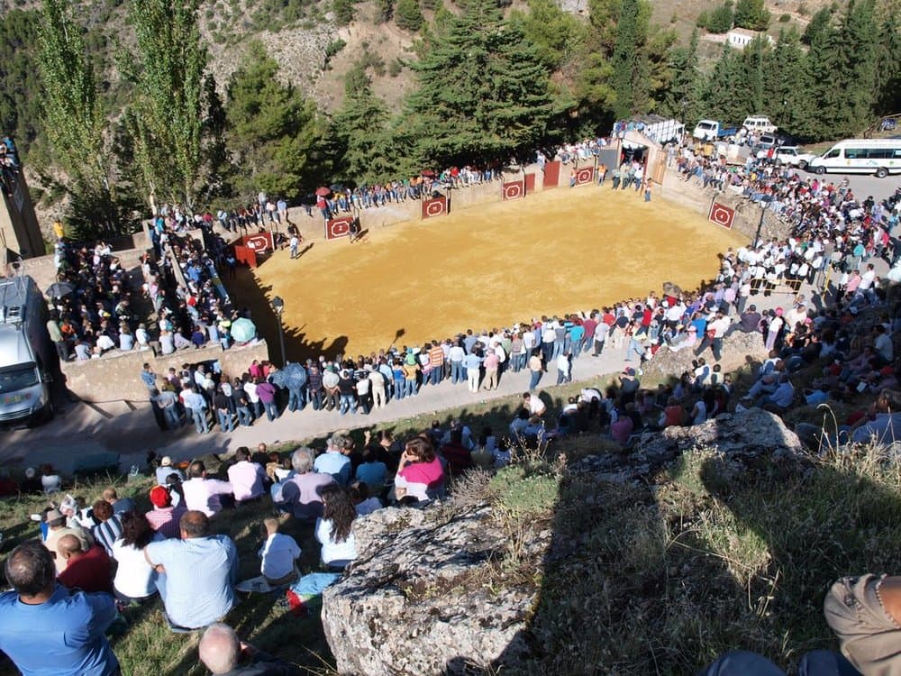 Pueblos con plaza de toros histórica