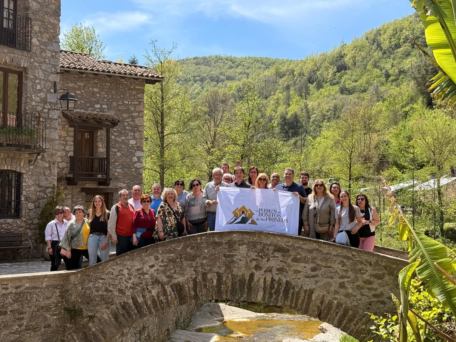 Beget (Camprodon) acogió este fin de semana el II Encuentro de Los Pueblos Más Bonitos de los Pirineos