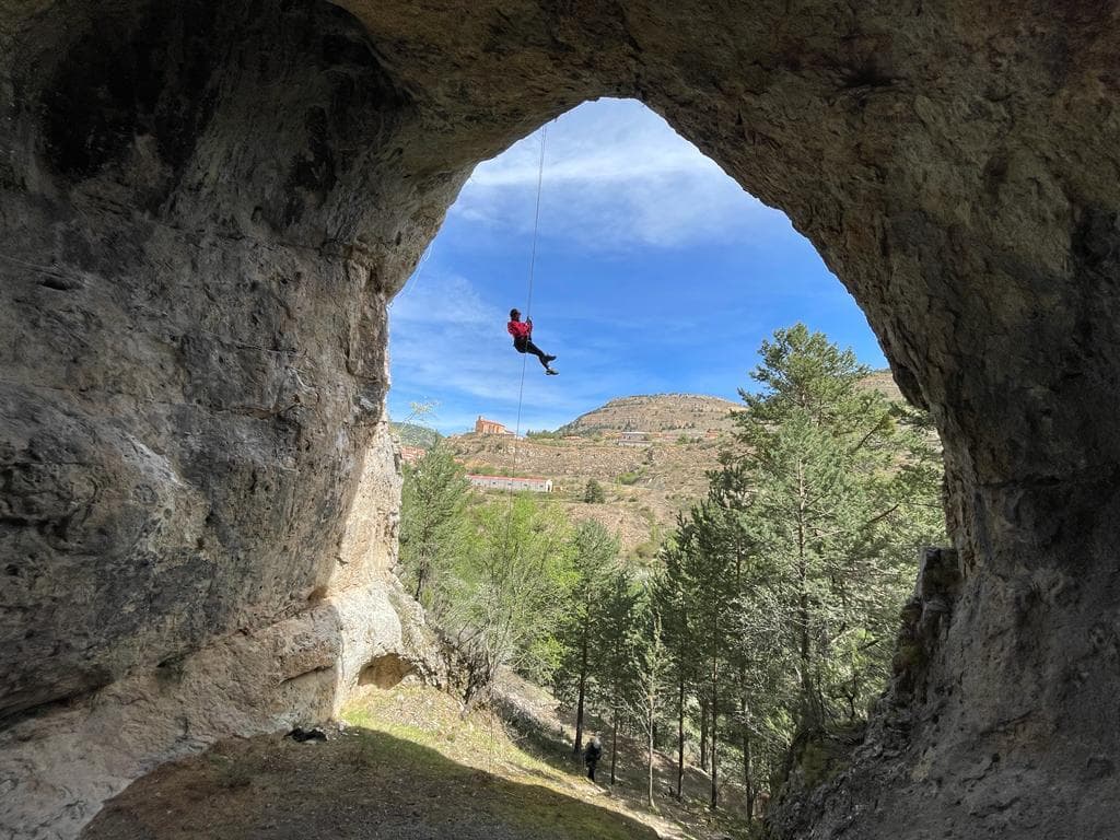 Cueva mona