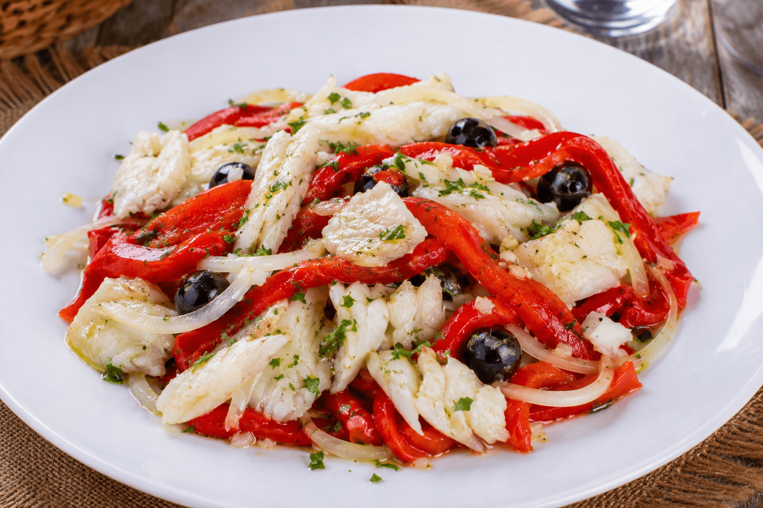 Ensalada de Bacalao y Pimientos Asados de Ayllón
