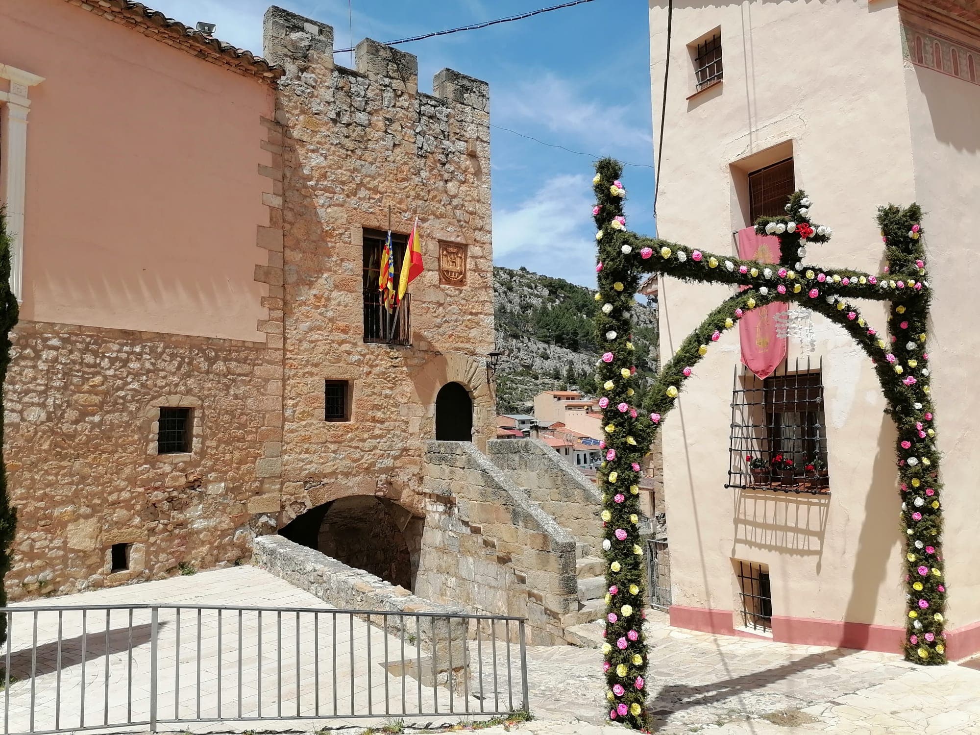 Alpuente: Un Viaje a Través de sus Tradiciones