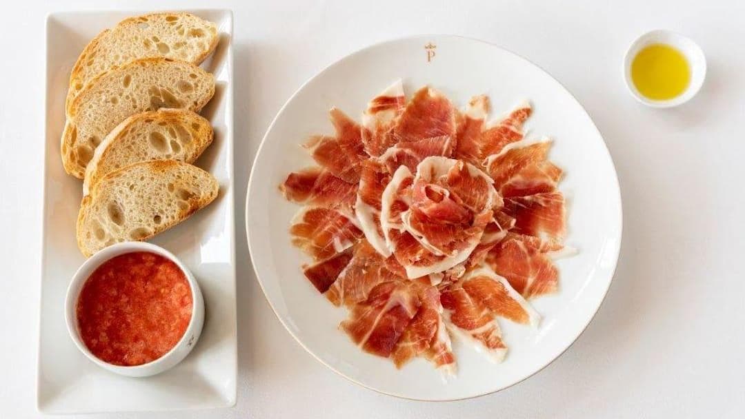 Las delicias de Linares de Mora: el Jamón de Teruel