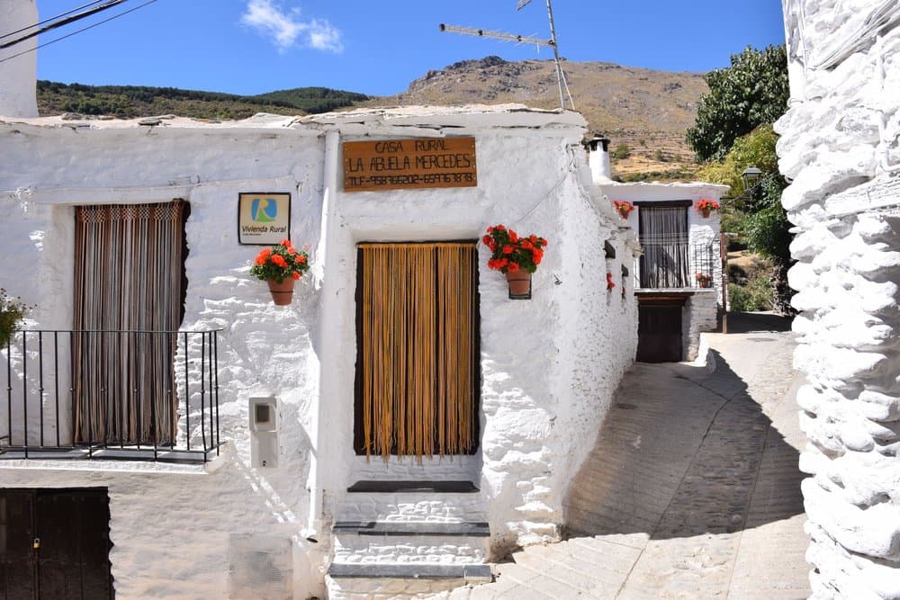 Trevélez: Un Viaje a la Historia y el Sabor de las Alturas