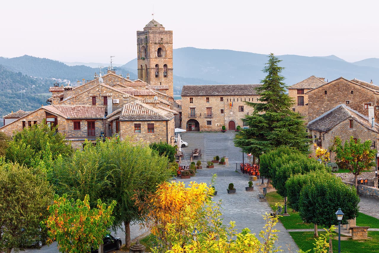 Ainsa, pueblo de Leyenda